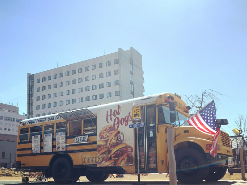 FOOD TRUCK USA EAT ME