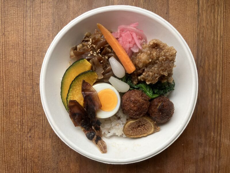 おべんとうカフェ　にじのこや